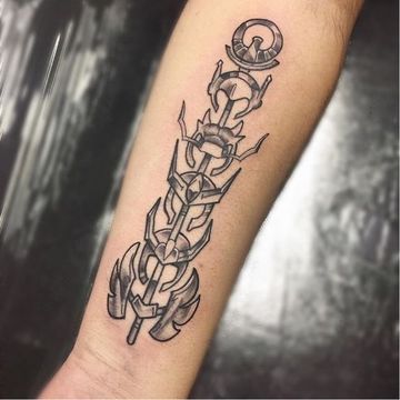 tatuajes de los caballeros del zodiaco en el brazo