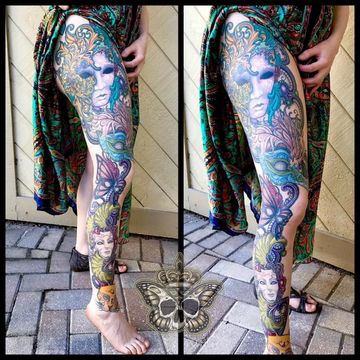 tatuajes de mascaras venecianas pierna completa