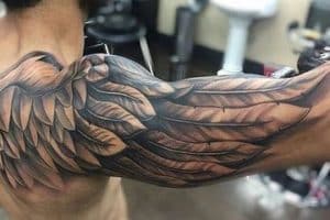 tatuajes lindos para hombres hombros