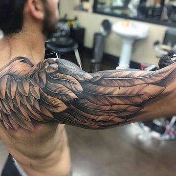 tatuajes lindos para hombres hombros