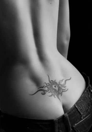tatuajes para espalda baja sexy