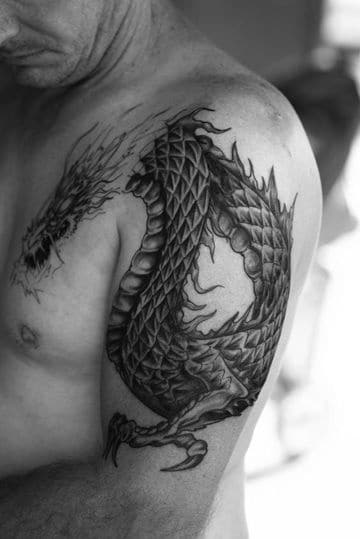 tatuajes chinos para hombres de dragon
