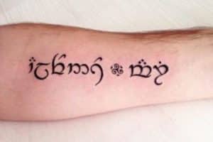 letras elficas para tatuajes para hombres