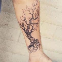 Algunos diseños de tatuajes de arboles muertos