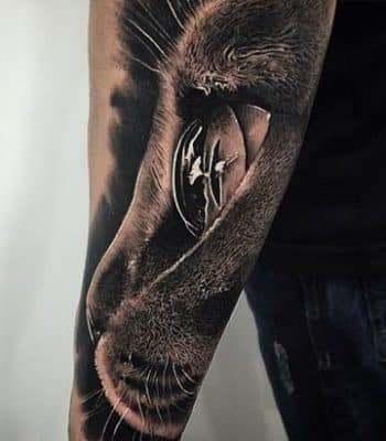 tatuajes de ojos de animales para hombres