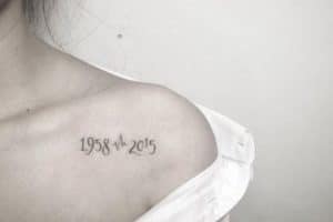 tatuajes para recordar a alguien en el hombro