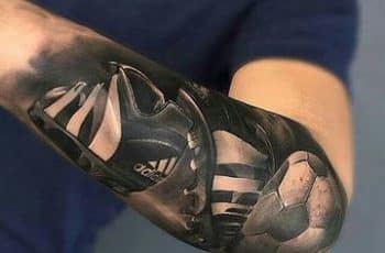 Fotos de los mejores tatuajes de balones de futbol