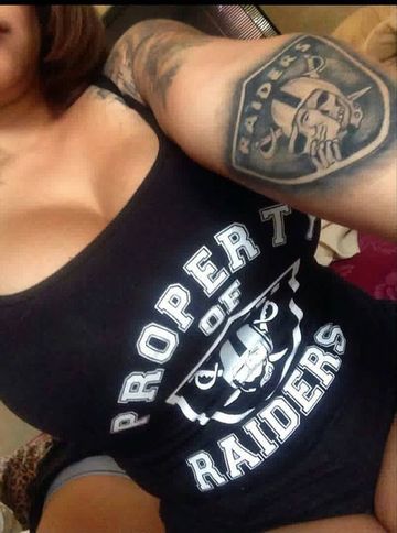 tatuajes de futbol americano para mujeres