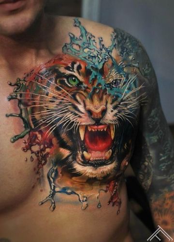 tatuajes en el pectoral para hombres de tigre