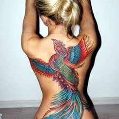Diseños pomposos de tatuajes exoticos para mujeres