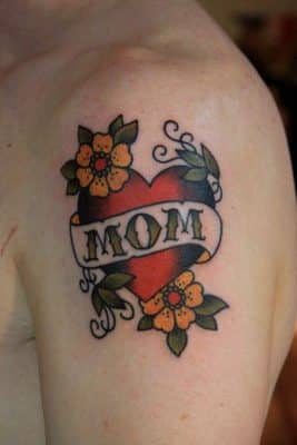 tatuajes en honor a la madre para hombres