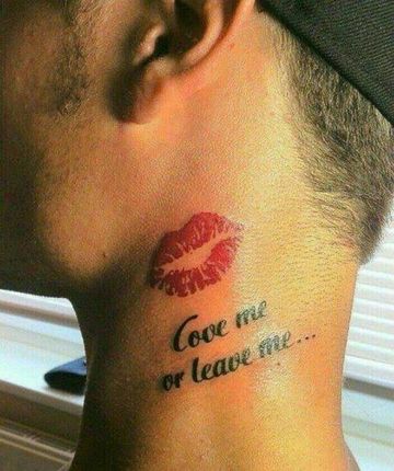 tatuajes de besos en el cuello con frases