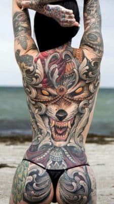 tatuajes en todo el cuerpo de lobo