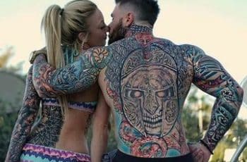 Ideas originales de tatuajes para parejas en la espalda