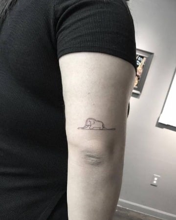 fotos de tatuajes de elefantes pequeños