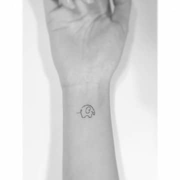 tatuajes de elefantes pequeños para mujer