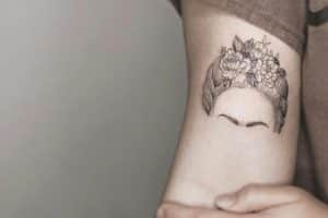 tatuajes de frida kahlo en el brazo