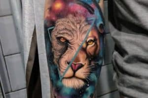 tatuajes en acuarela para hombres animales