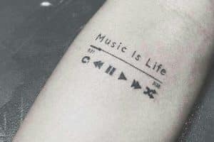 diseños de tatuajes de musica para hombre