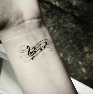 Featured image of post Tattoos De Notas Musicales En El Cuello Tattoo letra musical en el cuello