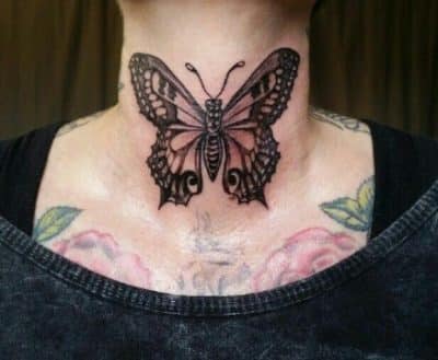 gotos de tatuajes de mariposas en el cuello