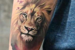 imagenes de tatuajes de leones a color