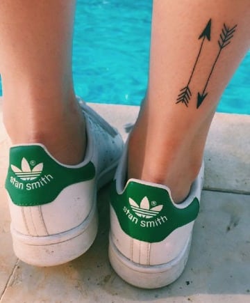 significado de las flechas en tatuajes en la pierna