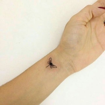 imagenes de tatuajes de libelulas pequeños