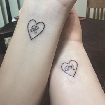 modelos de tatuajes de corazones para parejas