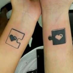 Originales tatuajes de rompecabezas para parejas 2019