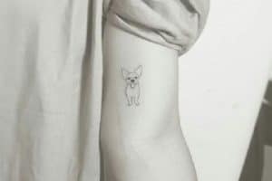 tatuajes pequeños de perros para hombres