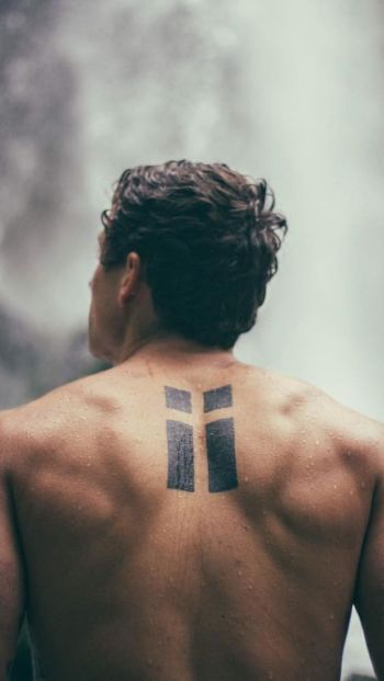 imagenes de tatuajes de hombres en la espalda