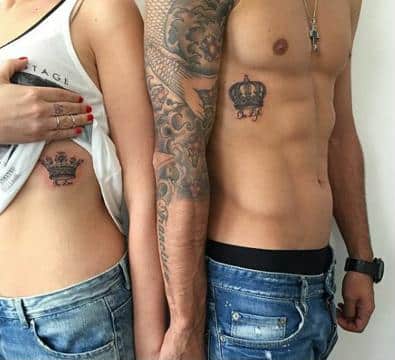 tatuajes de parejas enamoradas coronas