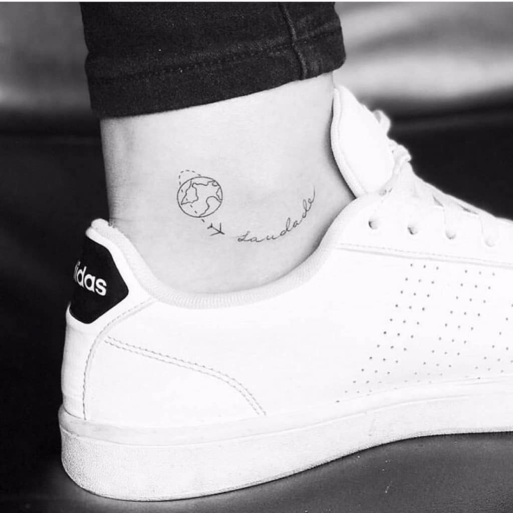 fotos de tatuajes en el tobillo para mujer