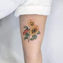 4 hermosos tatuajes de girasoles en el brazo para chicas
