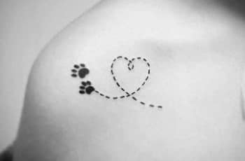 4 tatuajes de huellas de gato para los amantes de los felinos