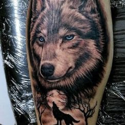 4 alucinantes tatuajes de perros lobos