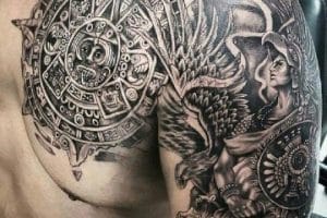 diseños de tatuajes para hombres en el hombro