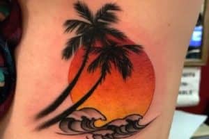 tatuajes de palmeras y playa para hombres
