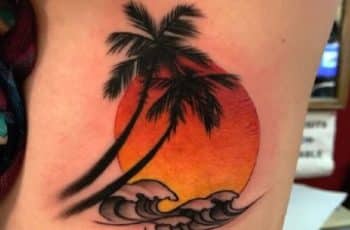 4 tatuajes de palmeras y playa para hombres