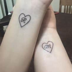 Tatuajes de iniciales para parejas