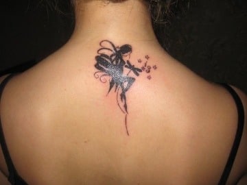 significado de tatuajes de hadas en la espalda