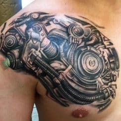4 tatuajes de motores de carros para hombres y mujeres