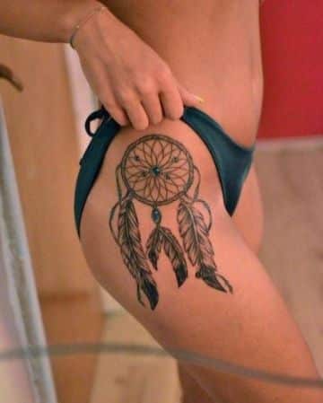 tatuajes de atrapasueños en la pierna para mujer