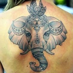 4 hermosos tatuajes de elefantes en la espalda para chicas