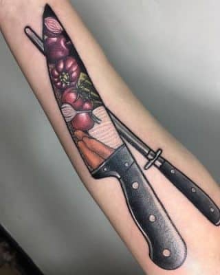 tatuajes de cuchillos de cocina a color