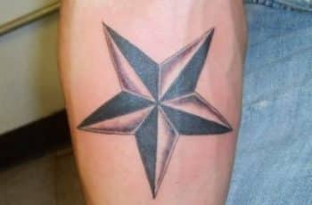 Precisos tatuajes de estrellas en la pierna a 5 tamaños