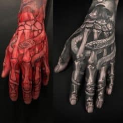 3 asombrosos realistas tatuajes de huesos en la mano