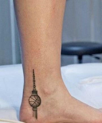 tatuajes de basquet para mujeres en tobillo