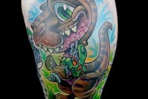 tatuajes de dinosaurios a color nueva escuela